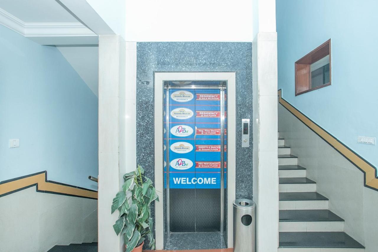 Oyo 579 Hotel Aab Бангалор Экстерьер фото