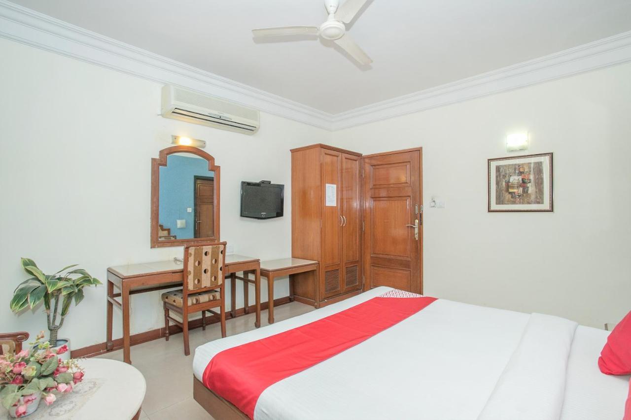 Oyo 579 Hotel Aab Бангалор Экстерьер фото