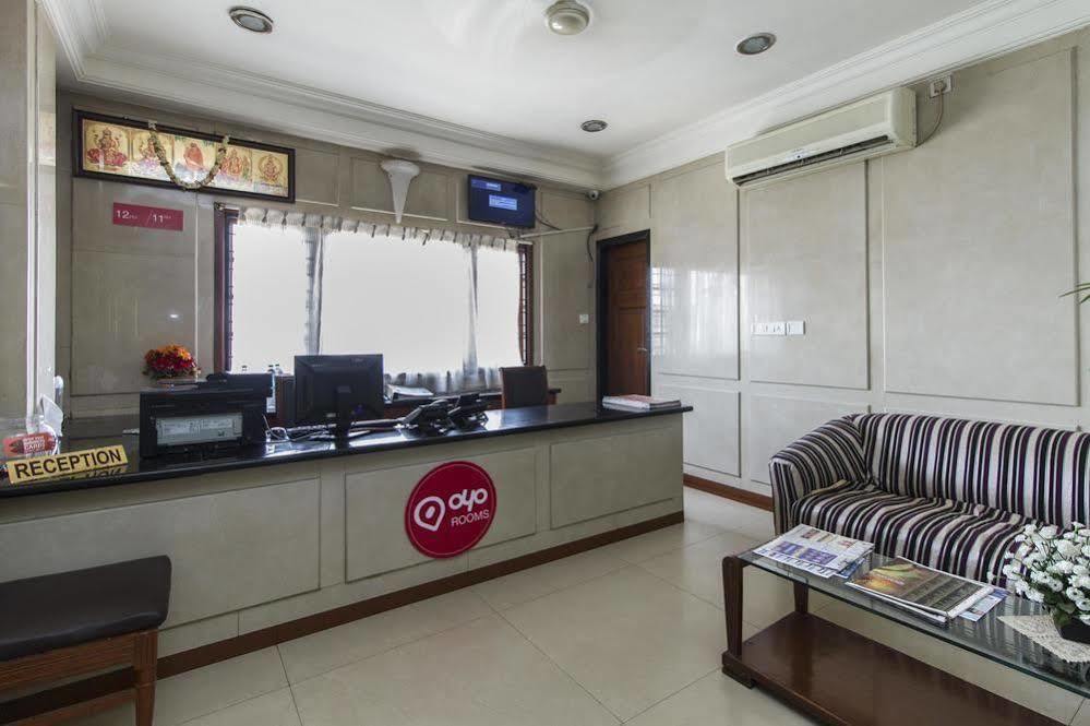 Oyo 579 Hotel Aab Бангалор Экстерьер фото